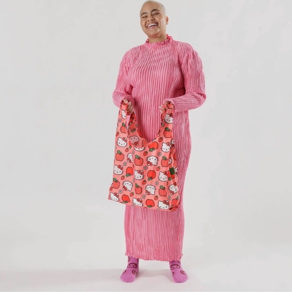 BAGGU X Hello Kitty Standard Reusable Bag - Picture 3 of 5